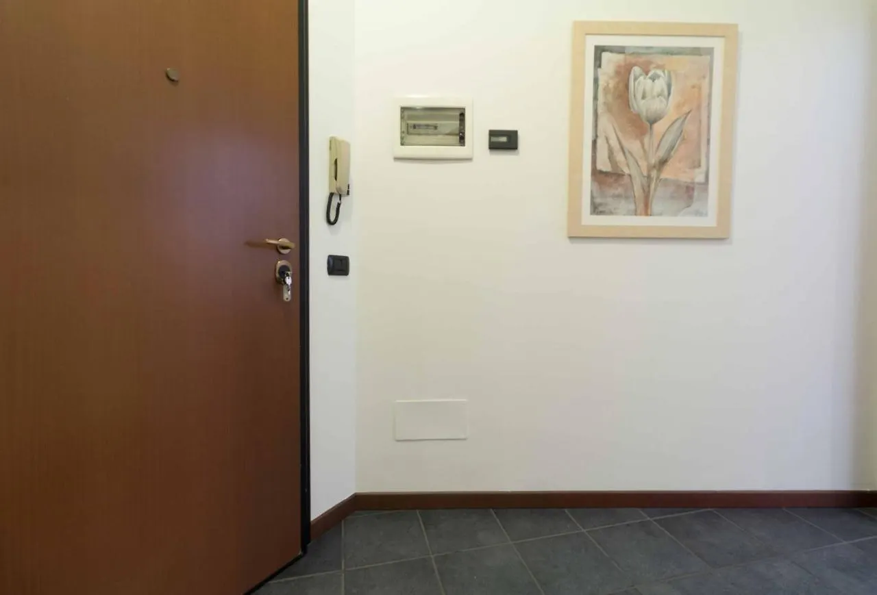 Galleria Roma Apartment - Affitti Brevi Italia Lecco Italy
