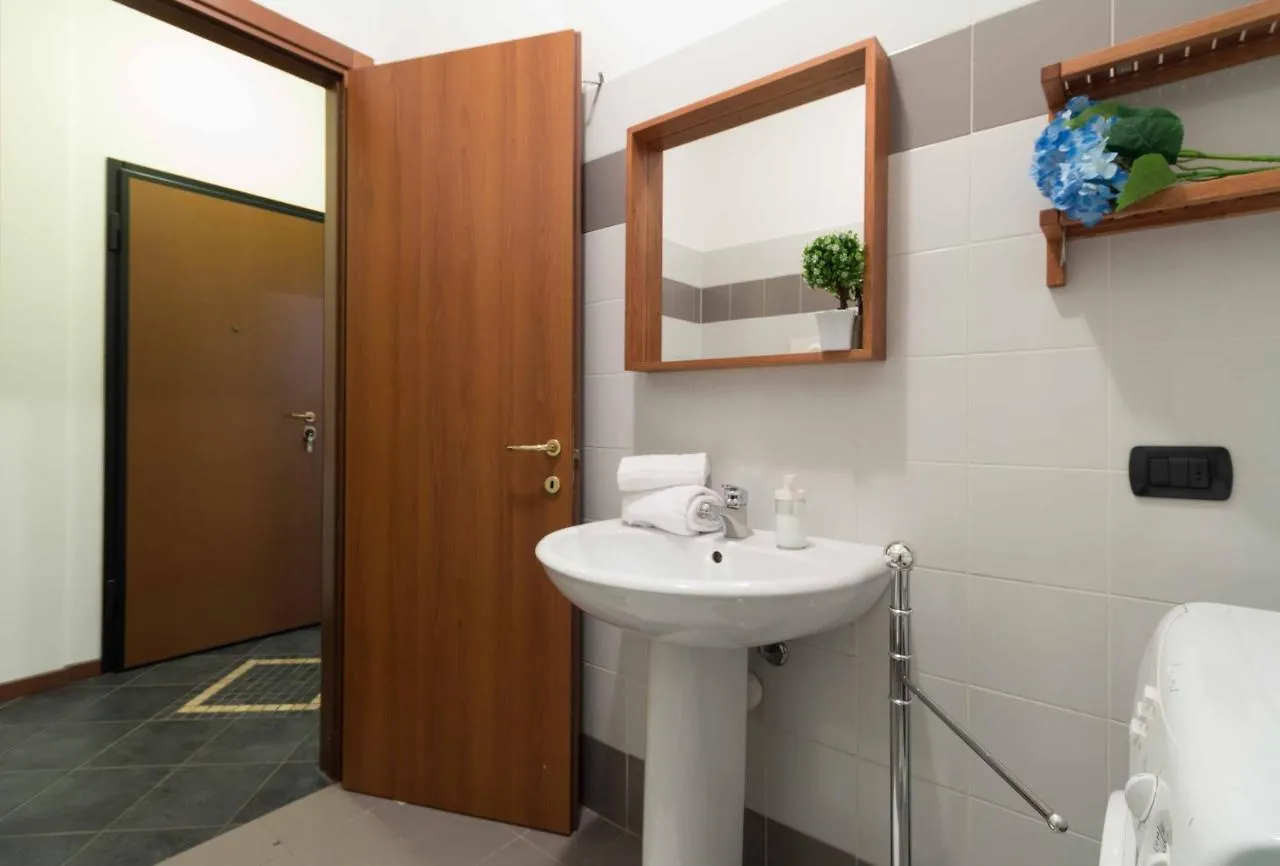 לקו Galleria Roma Apartment - Affitti Brevi Italia